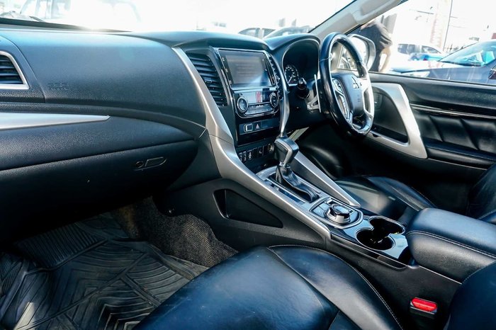 2015 Mitsubishi Pajero Sport Exceed QE MY16 4X4 Dual Range Grey