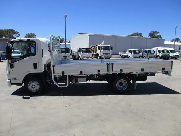 2021 ISUZU NNR 45-150 AMT MWB IFS TRAYPACK