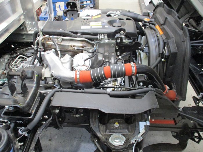 2021 ISUZU NNR 45-150 AMT MWB IFS TRAYPACK