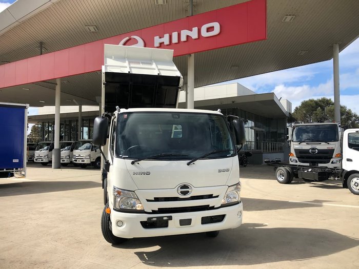 2021 HINO 300 SERIES 717 White