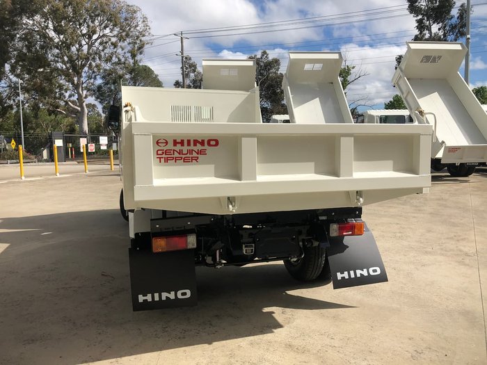 2021 HINO 717 White