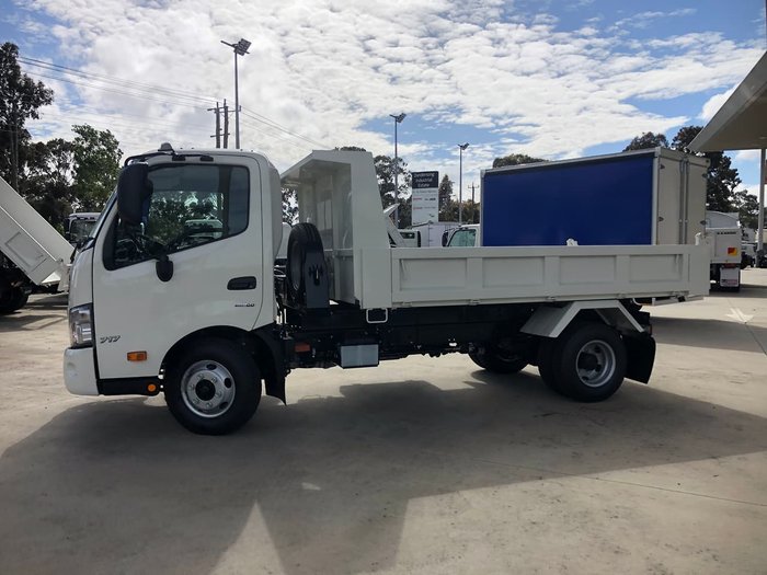 2021 HINO 717 White