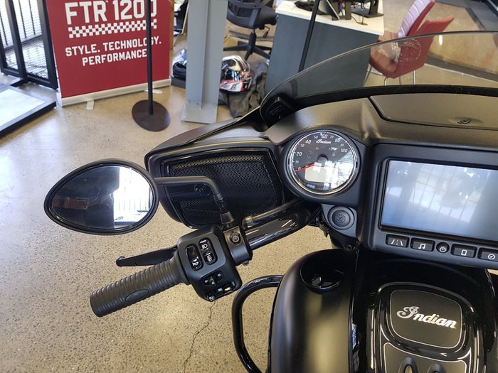 2018 Indian CHIEFTAIN LIMITED DARK WALNUT ThunderBLACKSmoke