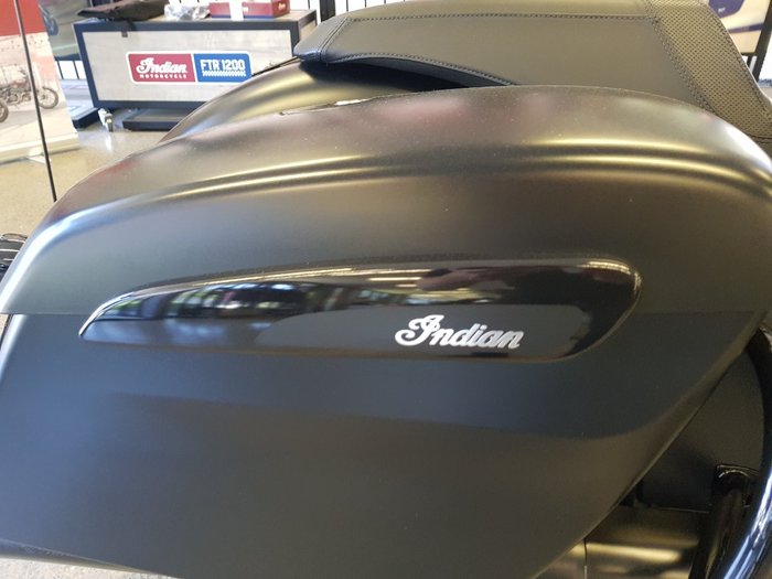 2018 Indian CHIEFTAIN LIMITED DARK WALNUT ThunderBLACKSmoke
