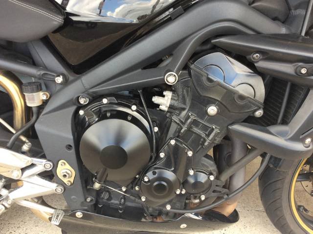 2007 TRIUMPH STREET TRIPLE 675 ROAD BLACK