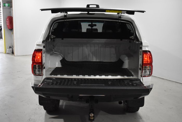 2016 Toyota Hilux SR5 GUN126R 4X4 Dual Range White