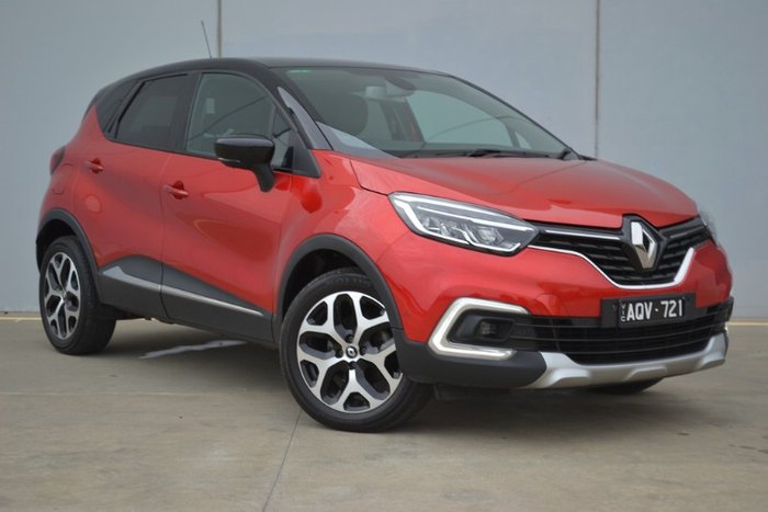 2017 Renault Captur Intens J87 RED WITH BLACK