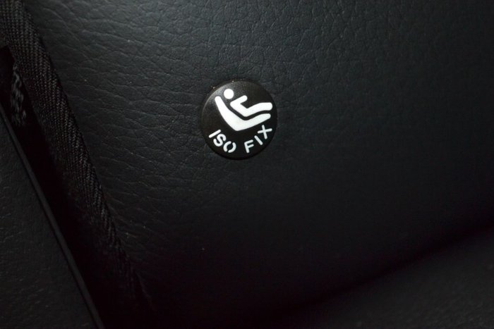 2017 Renault Captur Intens J87 RED WITH BLACK