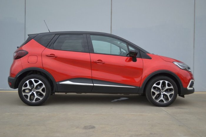 2017 Renault Captur Intens J87 RED WITH BLACK