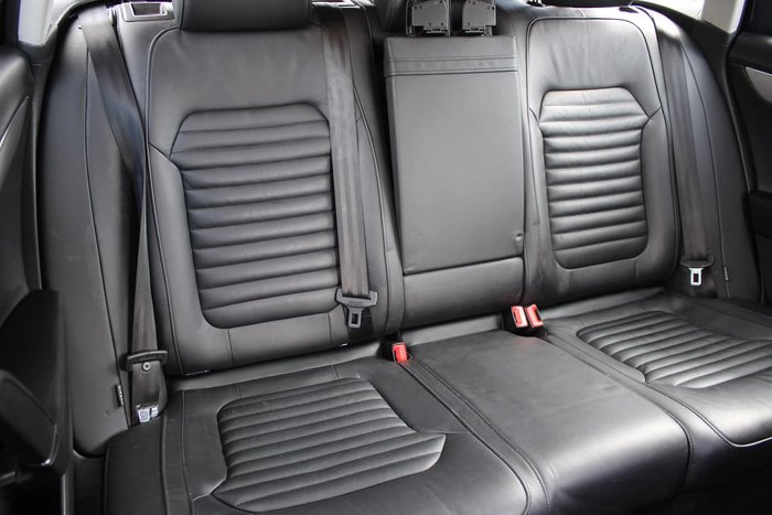 2014 Volkswagen Passat V6 FSI Highline Type 3C MY14.5 Four Wheel Drive Blue