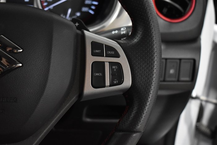 2017 Suzuki Vitara S Turbo LY Cool White