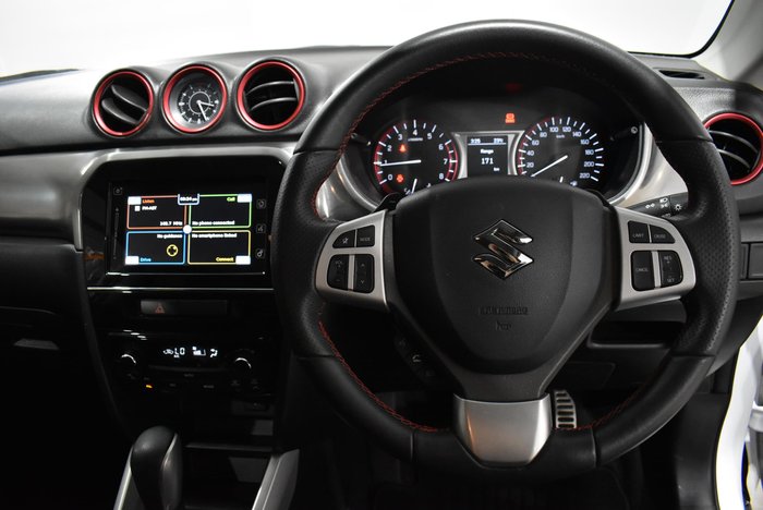 2017 Suzuki Vitara S Turbo LY Cool White