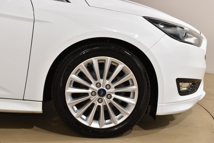 2016 Ford Focus Sport LZ Frozen White