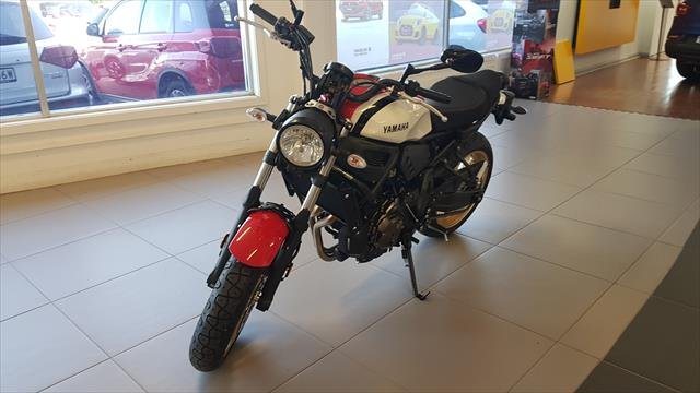 2020 YAMAHA Street LAMs XSR700 White