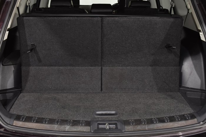 2012 Nissan Dualis +2 Ti-L J10 Series 3 MY12 Nightshade