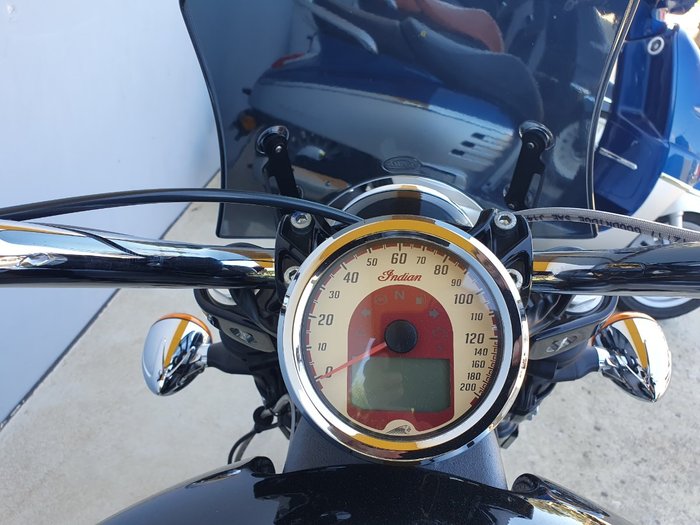 2018 Indian SCOUT Thunder Black