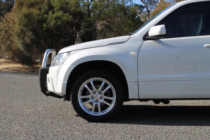 2012 Suzuki Grand Vitara Sport JB MY09 4X4 Dual Range White