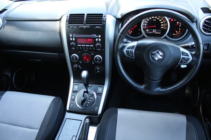 2012 Suzuki Grand Vitara Sport JB MY09 4X4 Dual Range White