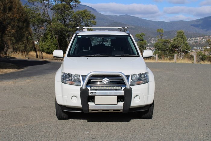 2012 Suzuki Grand Vitara Sport JB MY09 4X4 Dual Range White
