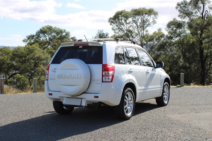 2012 Suzuki Grand Vitara Sport JB MY09 4X4 Dual Range White