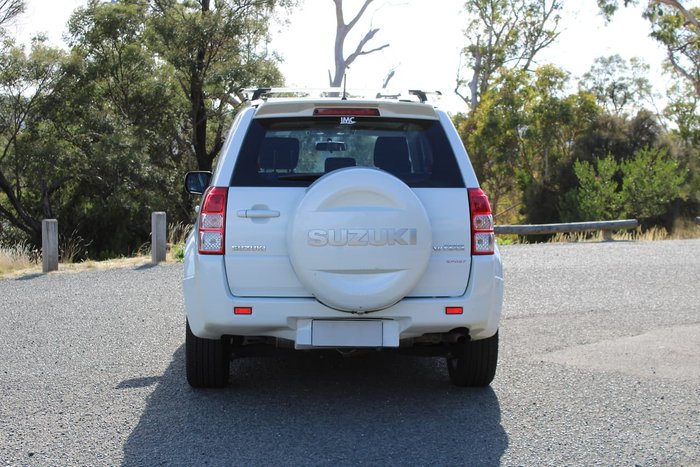 2012 Suzuki Grand Vitara Sport JB MY09 4X4 Dual Range White