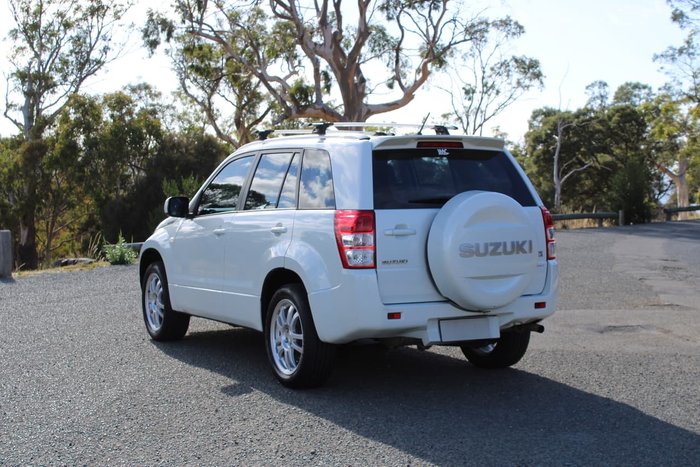 2012 Suzuki Grand Vitara Sport JB MY09 4X4 Dual Range White