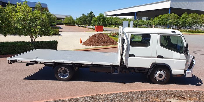 2013 FUSO 815 CANTER WHITE