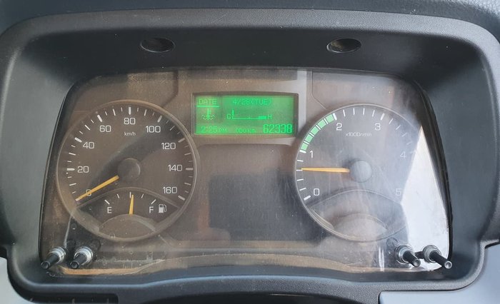 2013 FUSO 815 CANTER WHITE