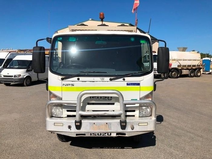 2012 ISUZU NPS300 18 SEAT MINE SPEC BUS