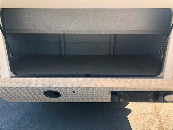 2012 ISUZU NPS300 18 SEAT MINE SPEC BUS