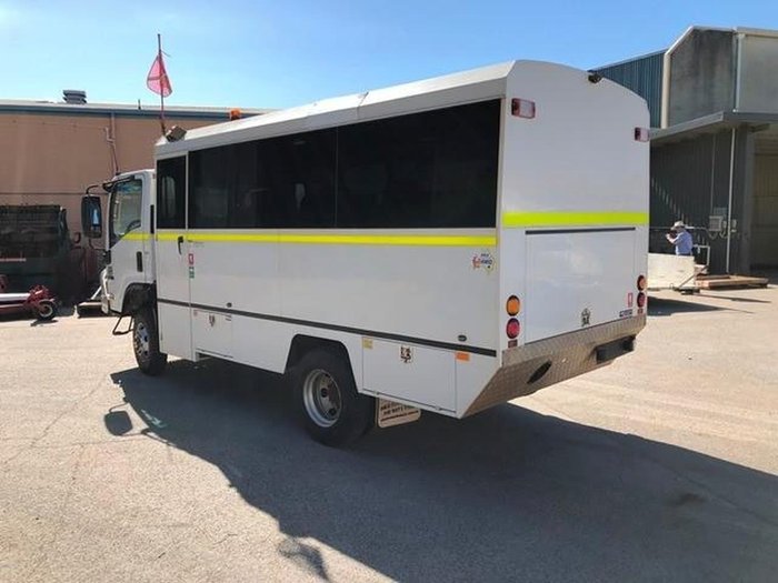 2012 ISUZU NPS300 18 SEAT MINE SPEC BUS