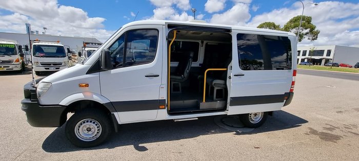 2013 MERCEDES-BENZ SPRINTER 4X4 12 SEAT AUTO BUS WHITE