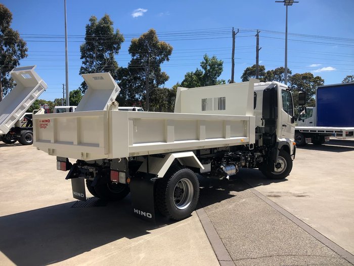 2021 HINO 500 SERIES FC 1124 White