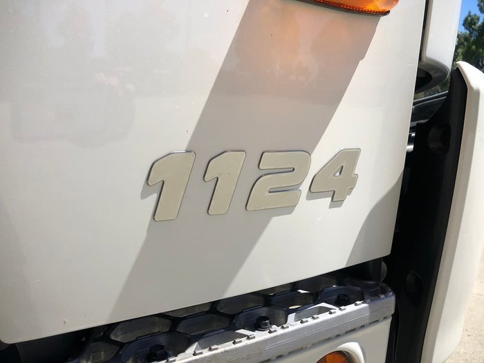 2021 HINO FC 1124 White