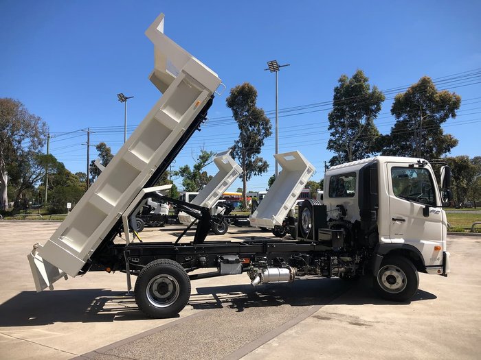 2021 HINO FC 1124 White