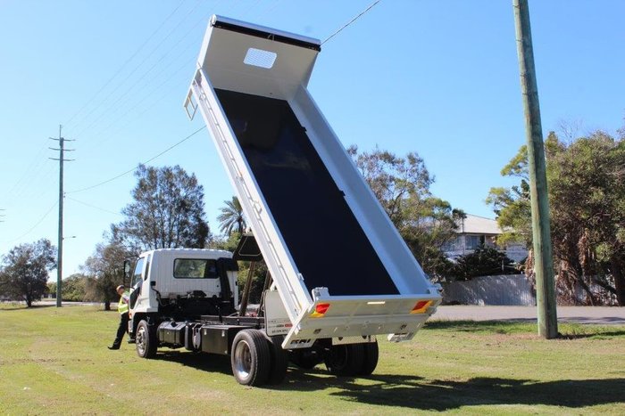 2021 FUSO FIGHTER 1627 White