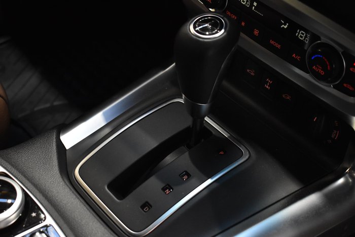 2020 Mercedes-Benz X-Class X350d Power 470 4X4 Dual Range Axinit Bronze