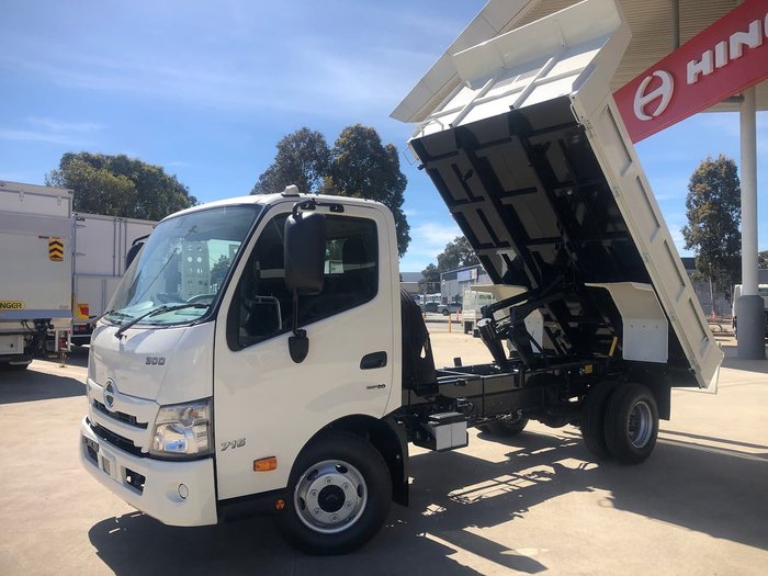 2021 HINO 716 White