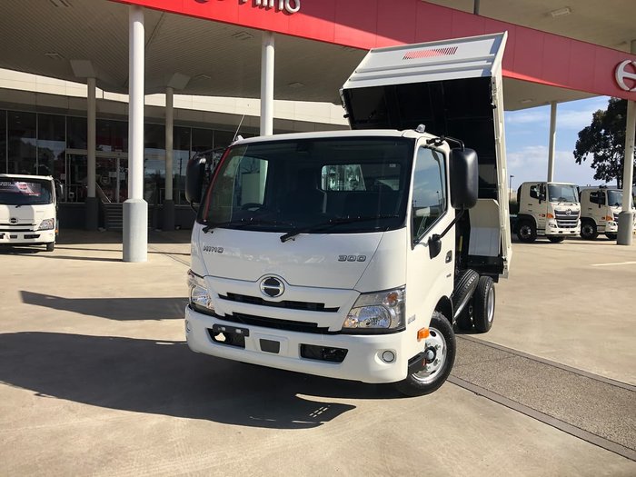 2021 HINO 300 SERIES 616