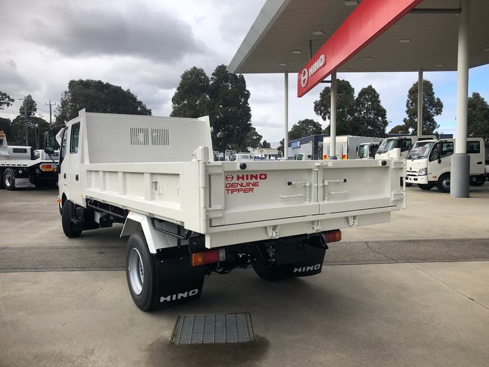 2021 HINO 300 SERIES 917