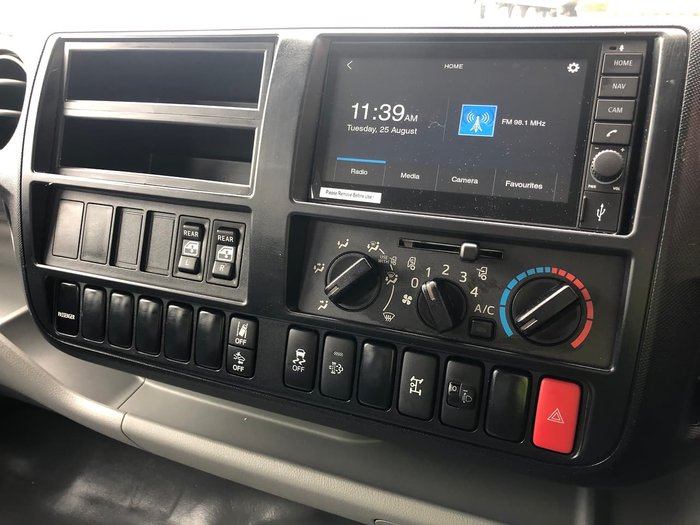 2021 HINO 300 SERIES 917