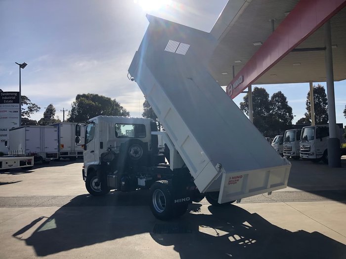 2021 HINO 500 SERIES FC 1124