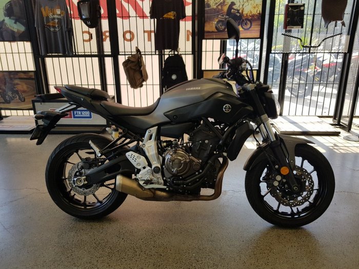 2015 Yamaha MT-07 Black