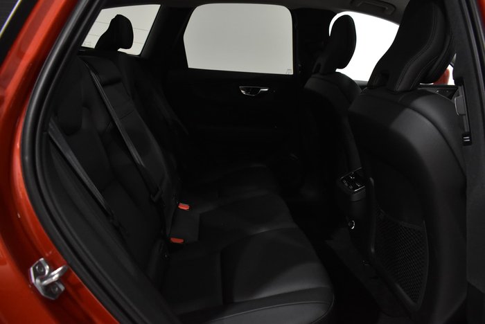 2020 Volvo XC60 T5 Momentum MY20 Four Wheel Drive Fusion Red