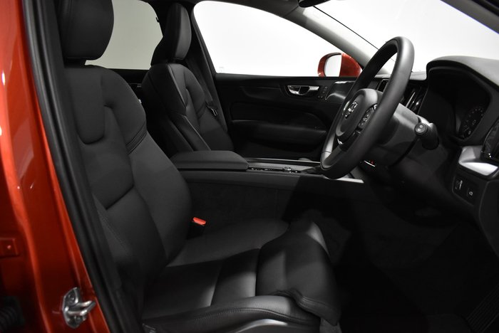 2020 Volvo XC60 T5 Momentum MY20 Four Wheel Drive Fusion Red