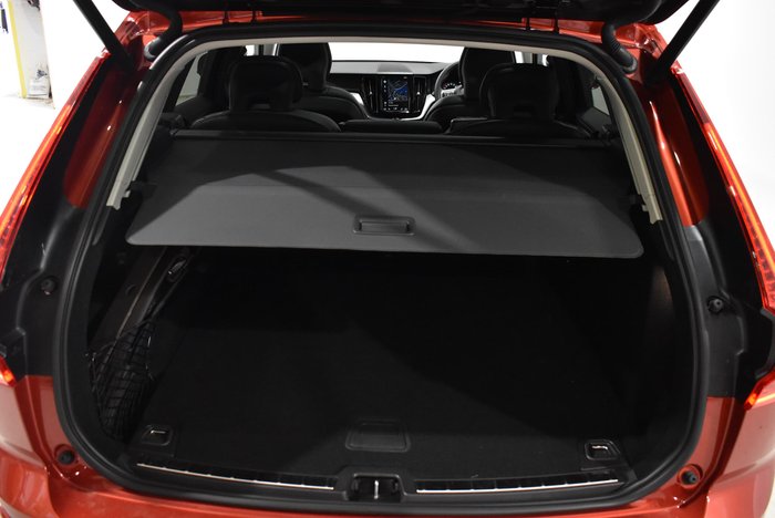 2020 Volvo XC60 T5 Momentum MY20 Four Wheel Drive Fusion Red