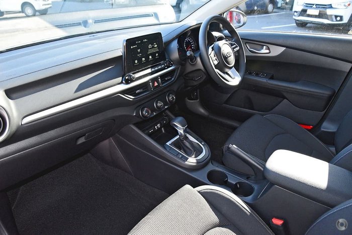 2020 Kia Carnival SLi KA4 MY21 White