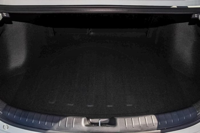 2020 Kia Carnival SLi KA4 MY21 White