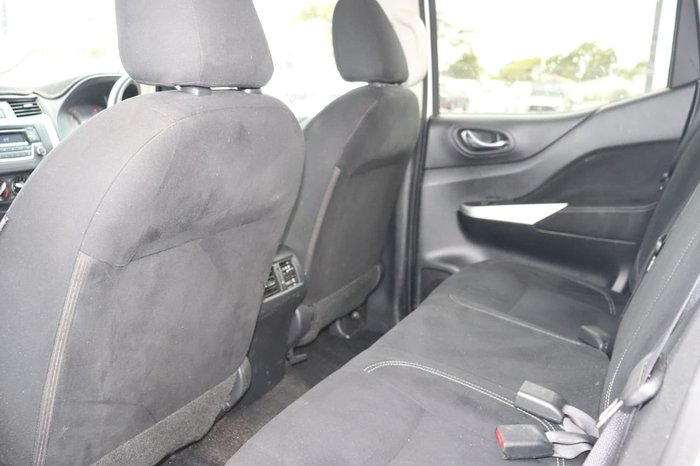 2016 Nissan Navara RX D23 4X4 Dual Range White