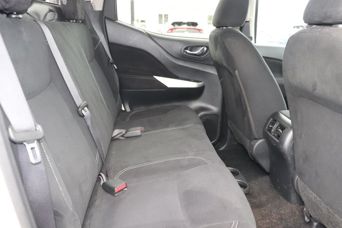 2016 Nissan Navara RX D23 4X4 Dual Range White